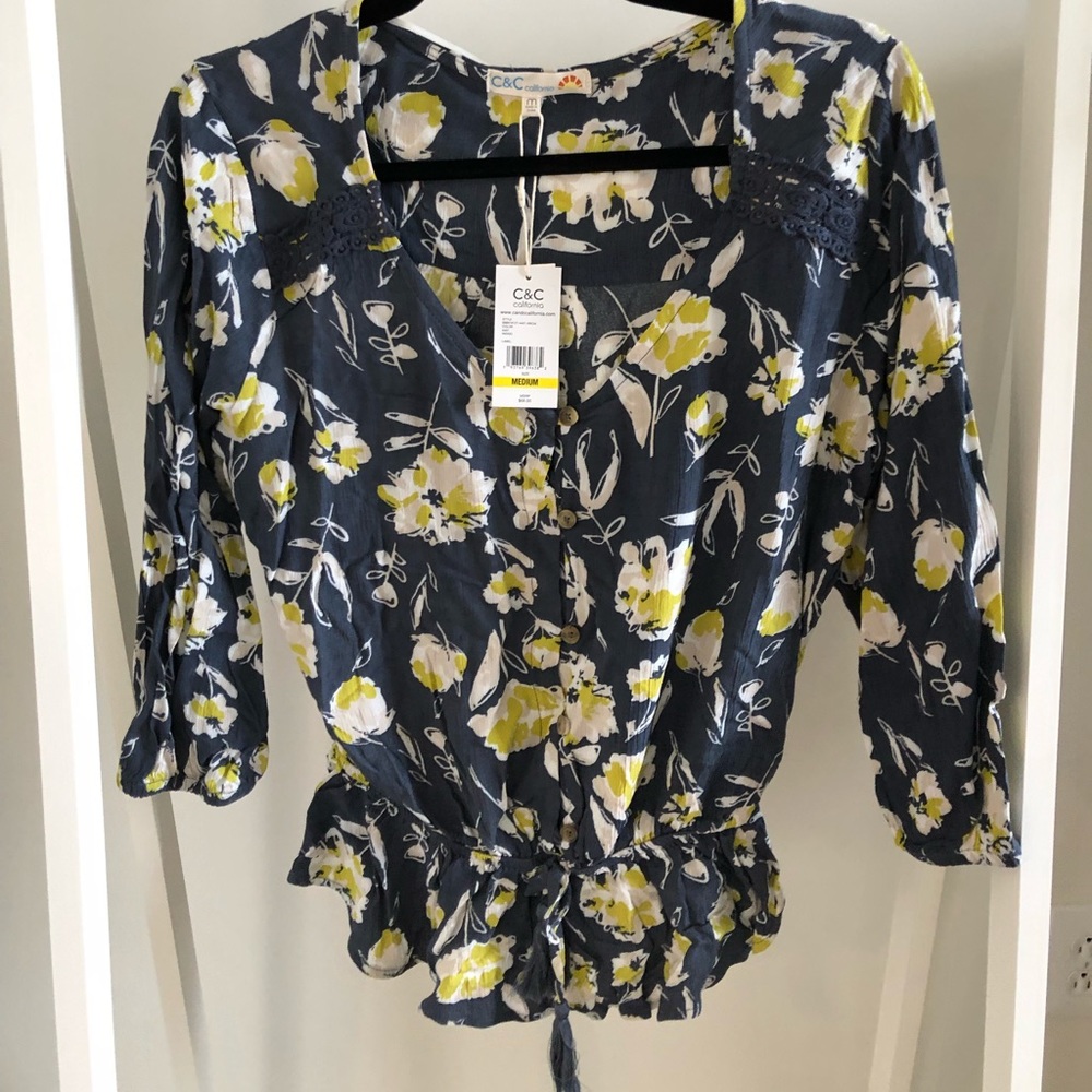 NWT C and C California Sophia Woven Peplum Blouse Top Size M Pet Free Smoke Free
